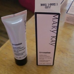 Mary Kay matte-wear lisuid Foundation